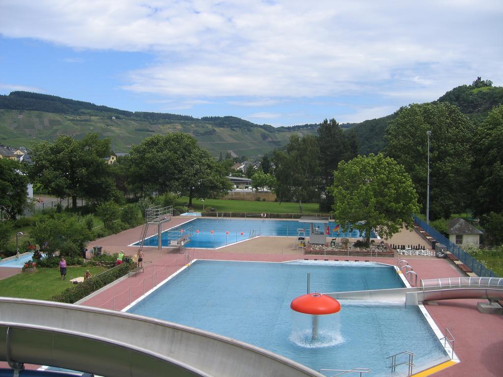 Kröv Haus Klosterblick מראה חיצוני תמונה