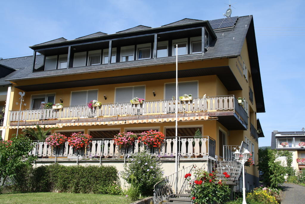 Kröv Haus Klosterblick מראה חיצוני תמונה